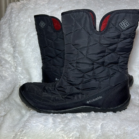 Columbia Black Quilted Snow Boots - Picture 2 of 8